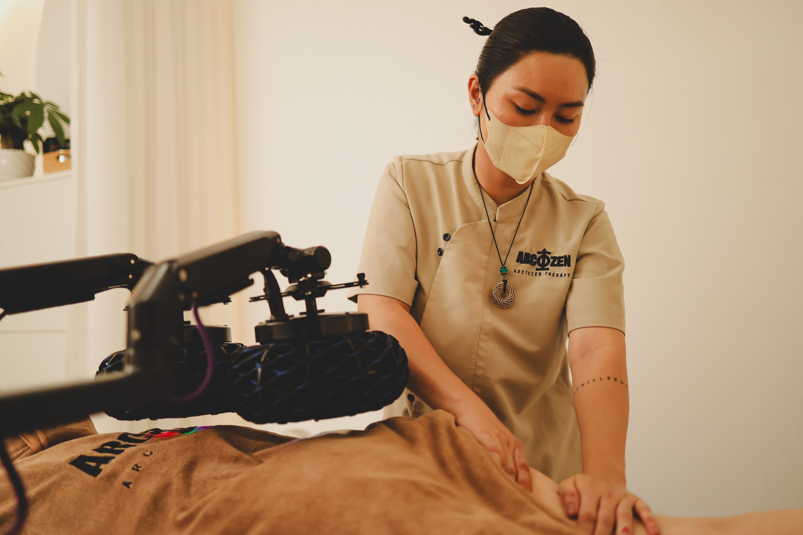 GIẢI ĐỘC CƠ THỂ DỄ DÀNG HƠN: VAI TRÒ CỦA CÔNG NGHỆ PEMF TỪ ARCTORUS PYRAMID & ARCTOZEN